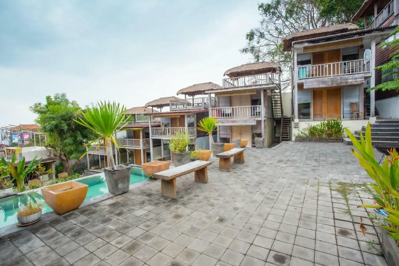 Hotel Tree House Villa Nusa Dua