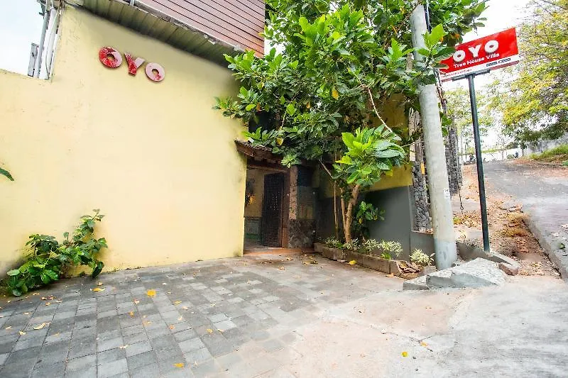 Hotel Tree House Villa Nusa Dua